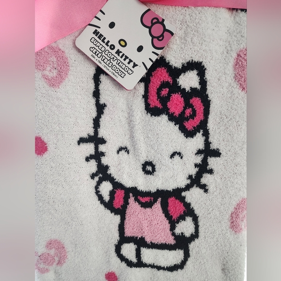 Hello Kitty throw - Picture 2 of 5